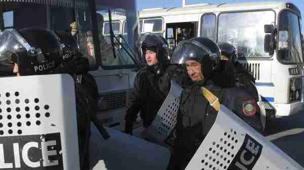 内鬼抓到了？哈萨克斯坦前总理涉嫌叛国罪被捕，疑似配合暴徒撤兵
