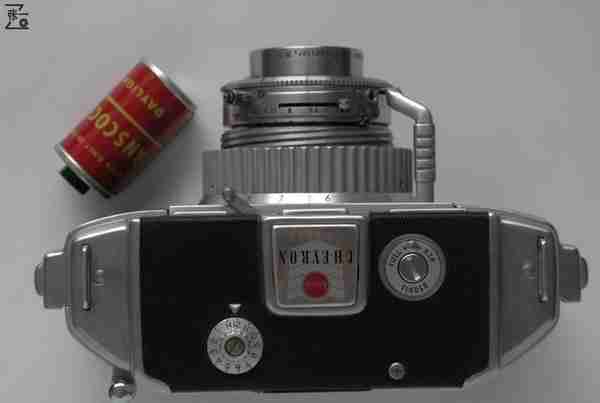 来自美国的“重型坦克”：Kodak Chevron旁轴相机！1953年制造