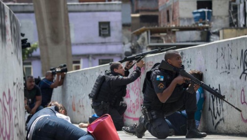 巴西黑帮代替政府宣布“封城”，他们权力很大吗？
