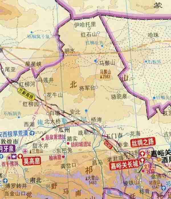 甘肃省唯一的边陲重镇——马鬃山镇，这里只有不到2000人