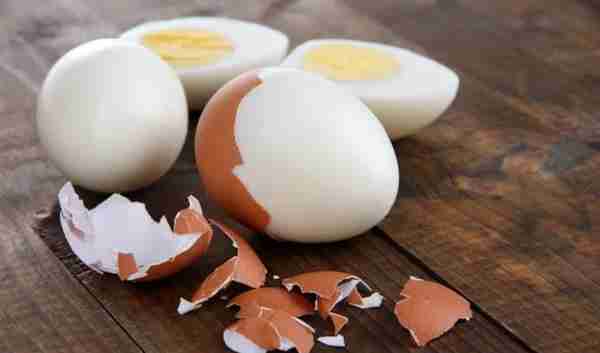 鸡蛋营养虽好，但千万别这样吃！伤肝胃、毁肠道，太多人吃错