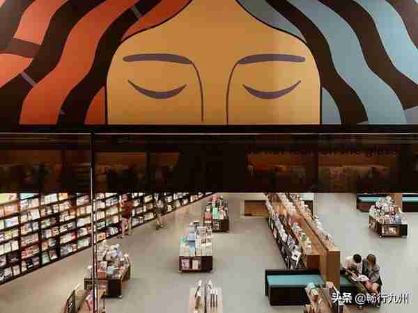 马来西亚最大书店BookXcess：看书看累了还能喝咖啡吃甜点