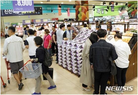 韩国农产品价格暴涨，一颗白菜卖90元人民币？韩媒直呼“高得可怕”