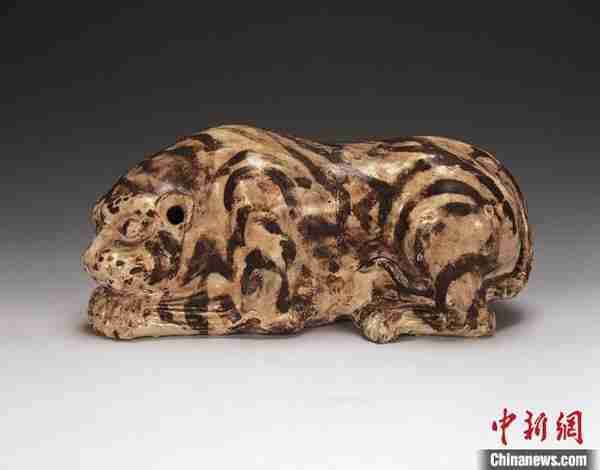 百余件从商代到现代的虎文化题材文物在辽博展出