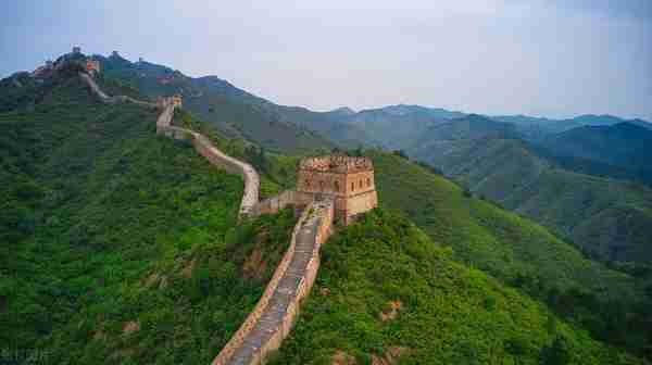 中国从不缺美景，推荐国内10个必打卡的名胜古迹，你去过几个？