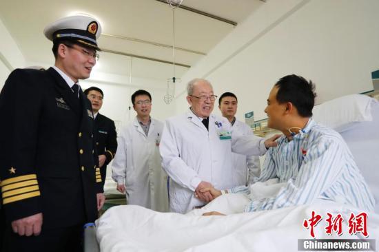 “中国肝胆外科之父”吴孟超心里始终装着是病人