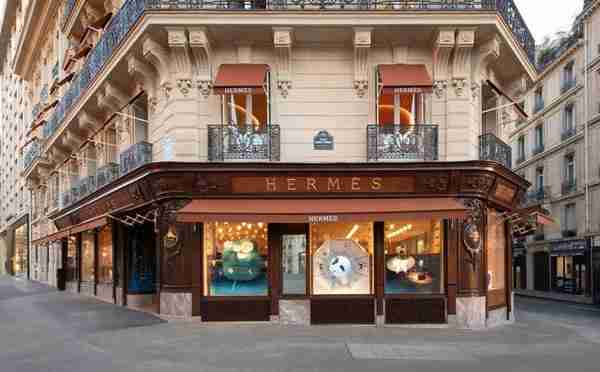 全球首富！奢侈品牌狙击手，曾恶意收购Hermès轰动全球