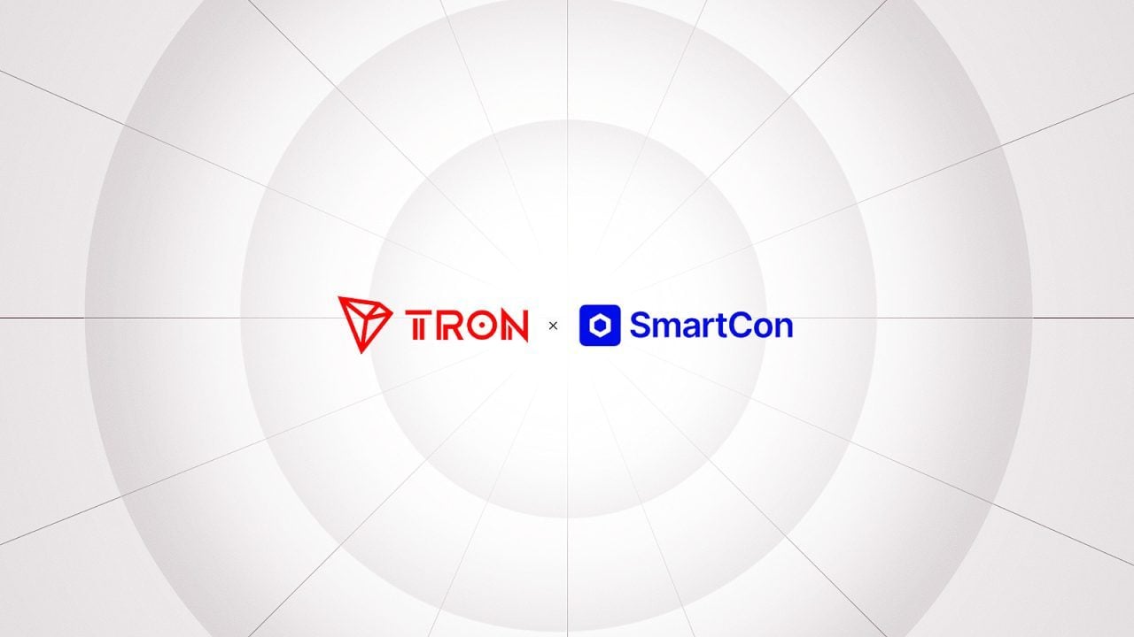 孙宇晨发表主题演讲,TRON DAO 成为 Chainlink SmartCon 2025 大会的黄金赞助商。