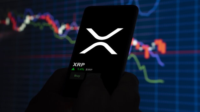 An Analyst Predicts a Massive Liquidity Surge for XRP - Don\